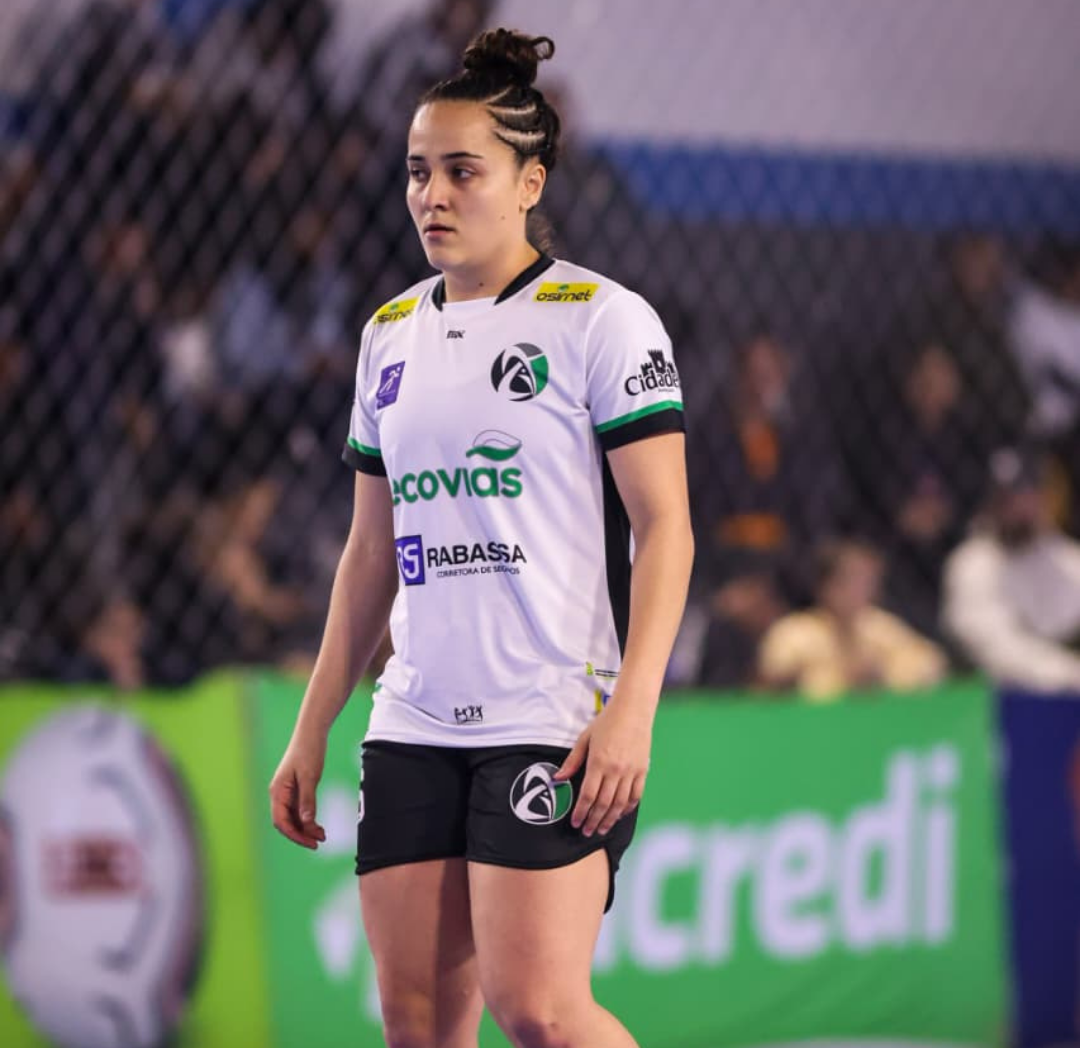 Ana Lustosa